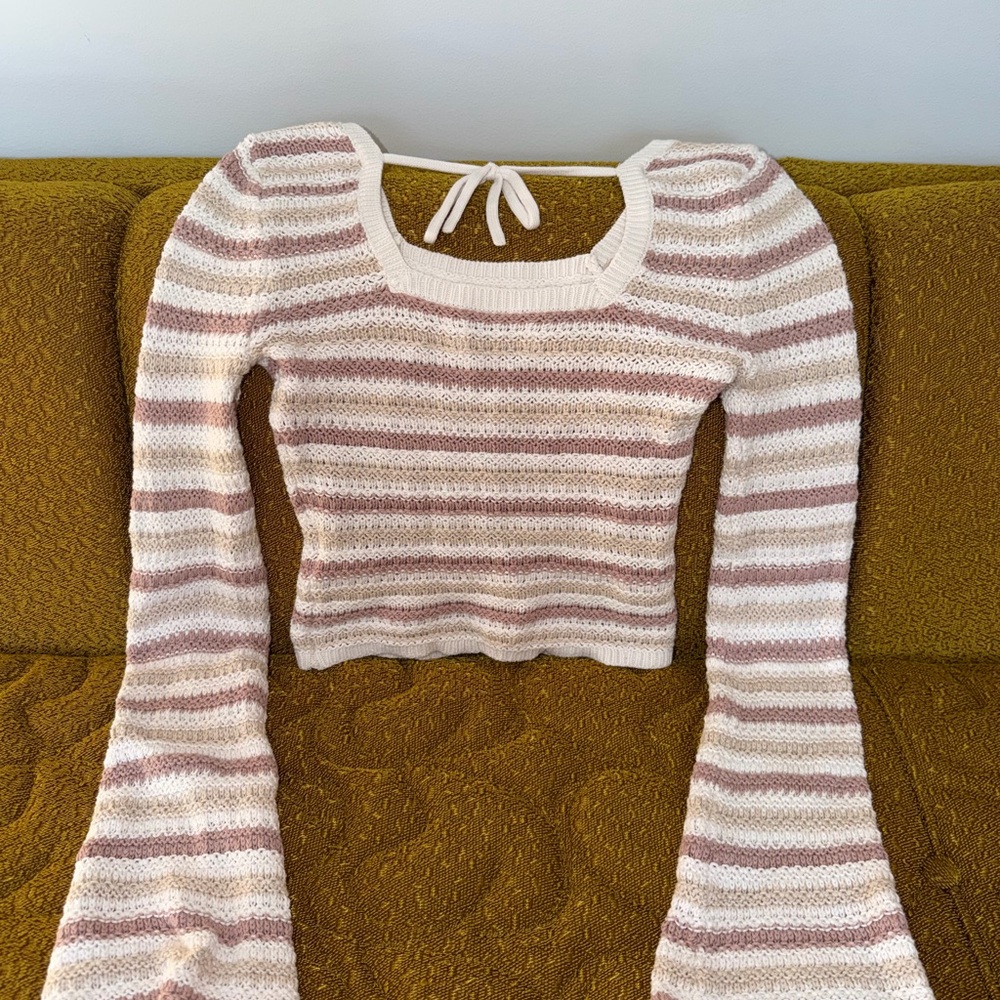 HOLLISTER CALIFORNIA STRIPED CROCHET KNIT SWEATER